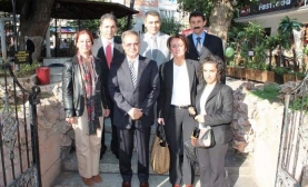 İltica ve Göç Bürosu Heyeti Vali'yi Ziyaret Etti