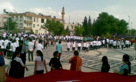 Kilis?te Gençlik Yürüyüşü Düzenlendi
