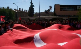Kilis?te Teröre Tepki Yürüyüşü Düzenlendi