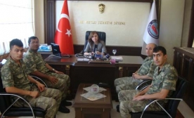 Komutanlar Elbeyli Kaymakamı Uçar?ı Ziyaret Etti