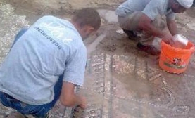 Mozaikleri buldular, ödülü hak ettiler