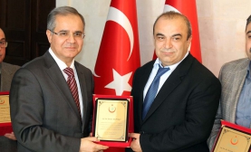 Hekimlere Teşekkür Plaketi!