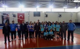 Şampiyon Anadolu Kız Meslek Lisesi!