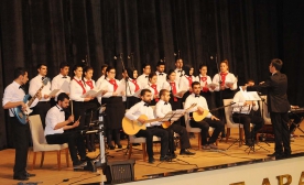 Üniversite Korosundan Coşkulu Konser