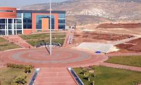 Üniversiteye “Amfi Tiyatro” Yapılıyor