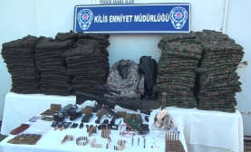 Polisten Kaçan Araçta Mühimmat!