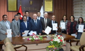 Başarılı Öğretmenler Ödüllendirildi
