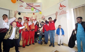 Engelliler Gününde Engeller Kalktı