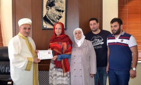 Sona Kostelejova Müslümanlığı Seçti