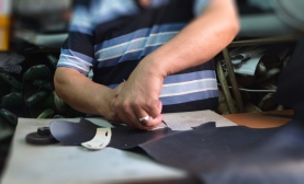Yüzlerce Ayakkabı Parçası Ele Geçirildi