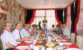 Rektör Güvenç İl Müdürleriyle Buluştu