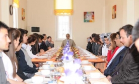 Rektör Güvenç Üniversitenin Yıldızları ile Yemekte Buluştu
