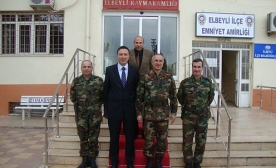 Tugay Komutanı Kahraman Güneş Elbeyli?yi Ziyaret Etti