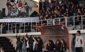 Üniversitede Coşkulu Konser