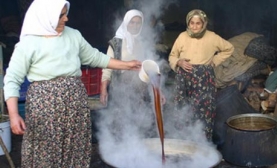 Üzümler ?Gün Pekmezi? oldu
