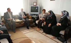 Yılın Annesine Onur Belgesi Verildi